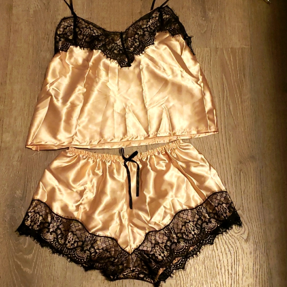 New in bag size large lingerie/ pajama set color champagne & black lace